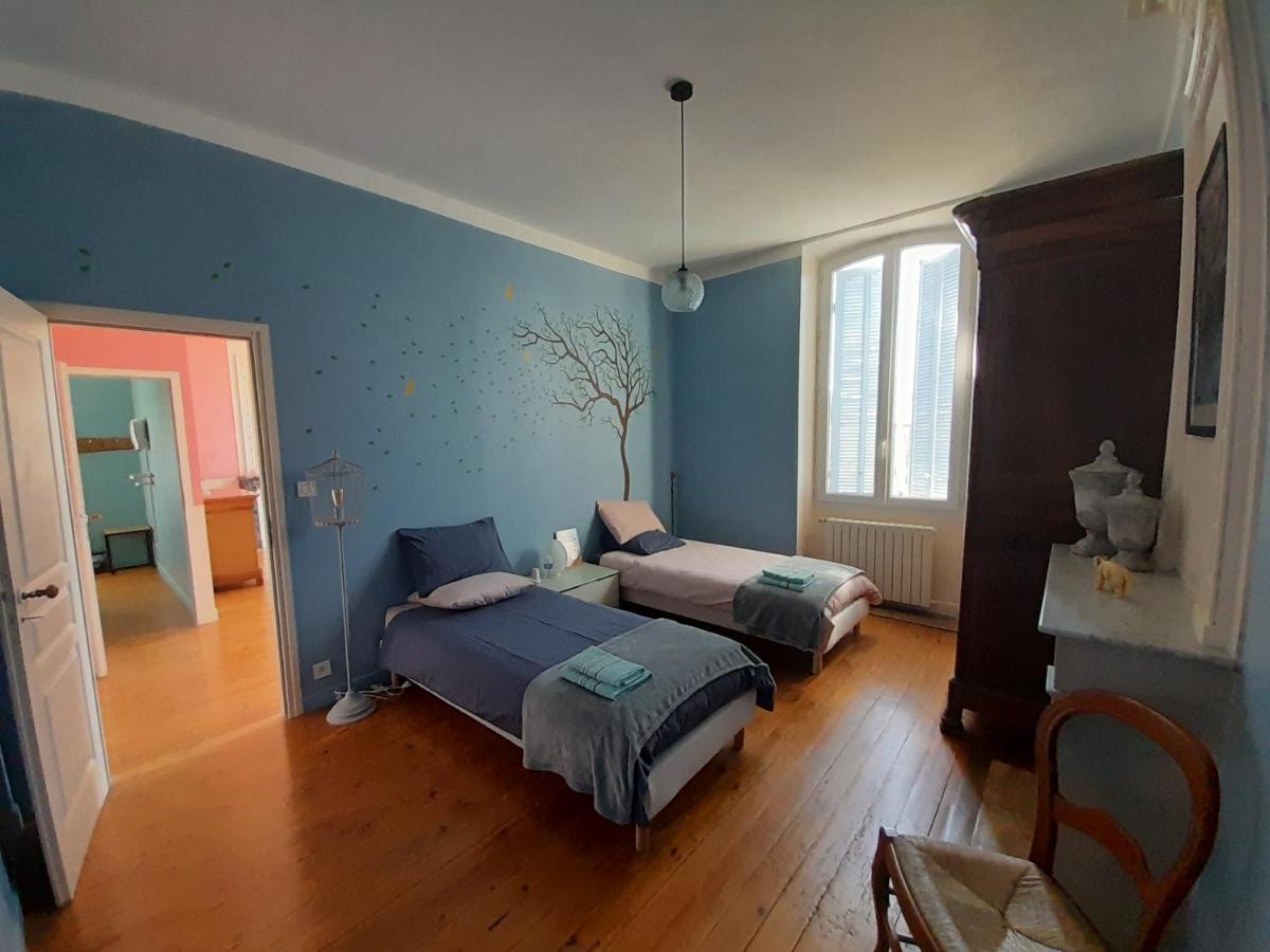 Domaine Du Grand Ormeau Bed & Breakfast Semillac ภายนอก รูปภาพ