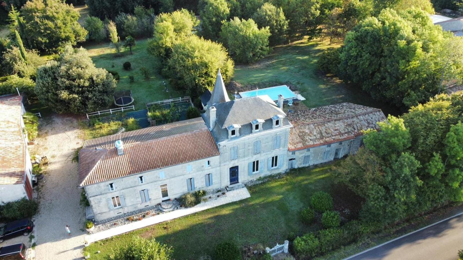 Domaine Du Grand Ormeau Bed & Breakfast Semillac ภายนอก รูปภาพ